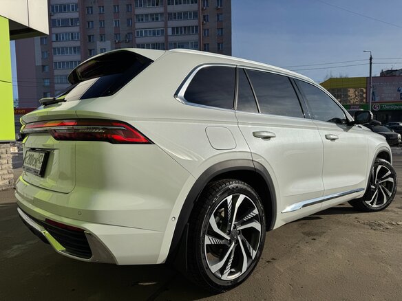 2023 Geely Monjaro I, белый, 3390000 рублей - вид 4