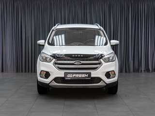 2017 Ford Kuga II Рестайлинг, белый, 1729000 рублей, вид 3