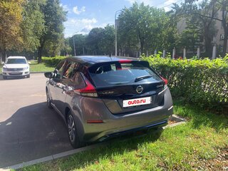 2019 Nissan Leaf II (ZE1), серый, 1980000 рублей, вид 3