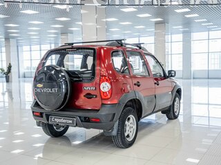 2012 Chevrolet Niva I Рестайлинг, красный, 389000 рублей, вид 2
