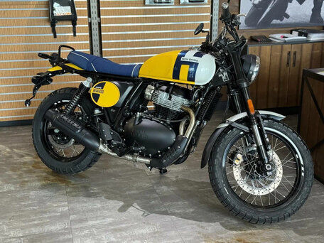 2026 Royal Enfield Bear 650, белый, 737000 рублей, вид 2