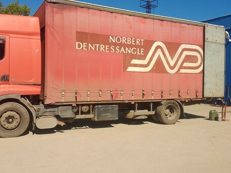 2003 Renault Premium, красный, 500000 рублей, вид 3