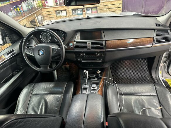 2007 BMW X5 3.0si II (E70), серебристый, 1550000 рублей - вид 9