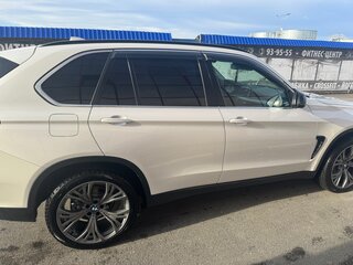 2017 BMW X5 25d III (F15), белый, 3900000 рублей, вид 5