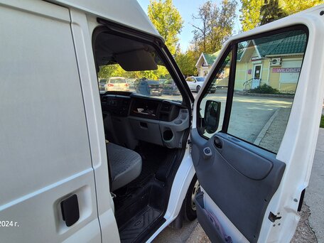 2012 Ford Transit, белый, 1700000 рублей, вид 2