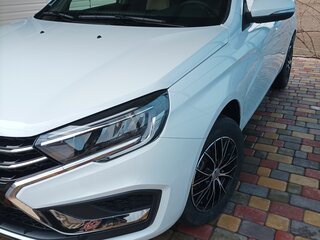 2023 Lada (ВАЗ) Vesta I Рестайлинг (NG), белый, 1430000 рублей, вид 2