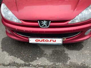 2008 Peugeot 206, красный, 175000 рублей, вид 3
