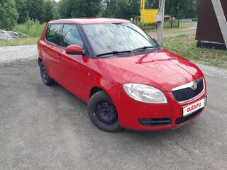 2008 Skoda Fabia II, красный, 400000 рублей, вид 3