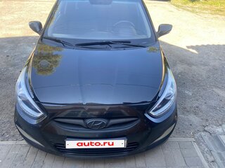 2013 Hyundai Solaris I, чёрный, 700000 рублей, вид 1