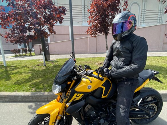 2015 Yamaha MT-09 (FZ-09), жёлтый, 839000 рублей - вид 1