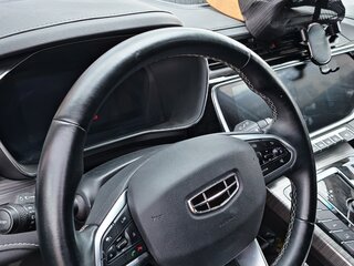 2023 Geely Atlas Pro, серый, 1990000 рублей, вид 5