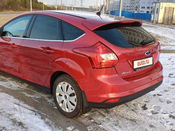 2012 Ford Focus III, красный, 857000 рублей - вид 9