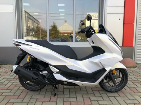 2025 Honda PCX 160, белый, 500000 рублей, вид 1