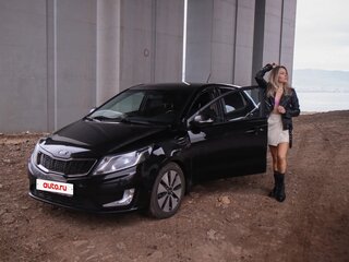 2012 Kia Rio 4-speed III, чёрный, 940000 рублей, вид 1