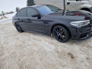 2018 BMW 5 серии 520d xDrive VII (G30/G31/G38), чёрный, 2950000 рублей, вид 5