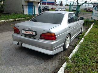 1997 Nissan Laurel VIII (C35), серебристый, 700000 рублей, вид 3