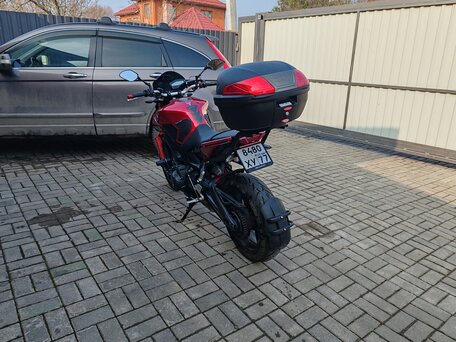 2016 Yamaha MT-09 (FZ-09), красный, 600000 рублей, вид 5