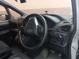 2016 Toyota Noah III (R80), серый, 1750000 рублей, вид 5