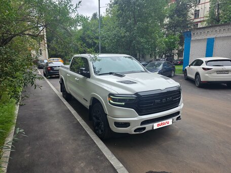 2022 Ram 1500 Crew Cab V, белый, 6550000 рублей, вид 1