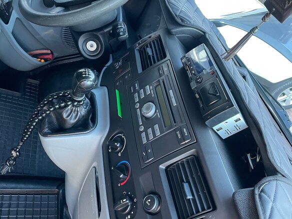 2007 Ford Transit, серый, 2500000 рублей - вид 9