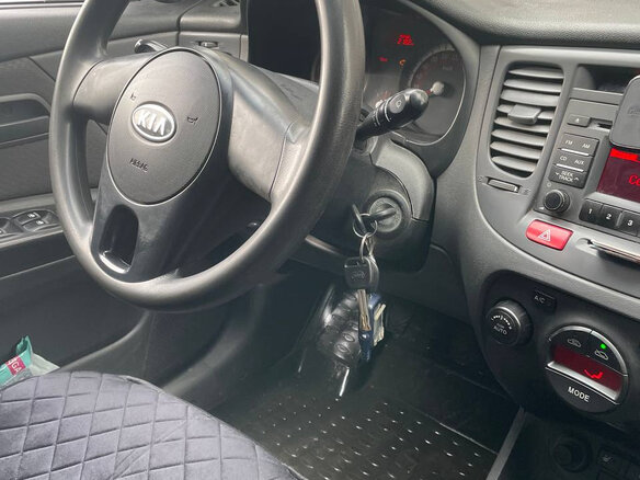 2009 Kia Rio II Рестайлинг, чёрный, 339000 рублей - вид 12