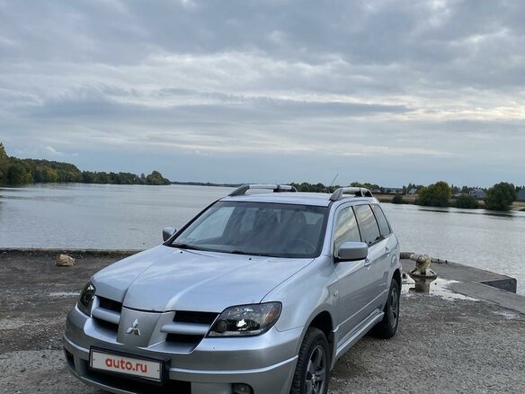2004 Mitsubishi Outlander I, серебристый, 645000 рублей - вид 5