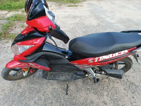 2011 Stingray DB-50Q, красный, 35000 рублей, вид 3