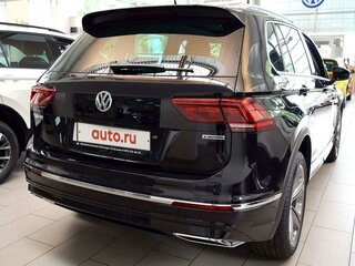 2019 Volkswagen Tiguan II, чёрный, 3700000 рублей, вид 4