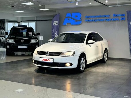 Volkswagen Jetta VI