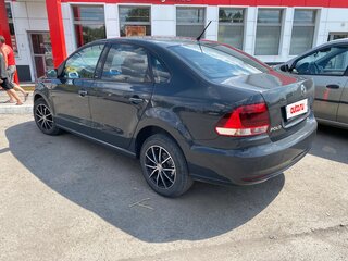 2016 Volkswagen Polo V Рестайлинг, серый, 1180000 рублей, вид 5