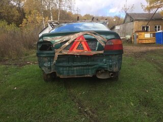 1998 Toyota Avensis I, зелёный, 70000 рублей, вид 3