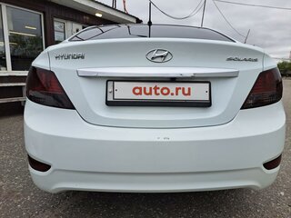 2013 Hyundai Solaris I, белый, 1200000 рублей, вид 4