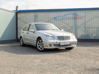 2005 Mercedes-Benz C-Класс 180 II (W203) Рестайлинг, серебристый, 340000 рублей, вид 3