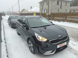 2017 Kia Niro Plug-in hybrid I, синий, 1688566 рублей, вид 3
