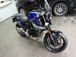2020 BMW F 900 R, синий, 1190000 рублей, вид 3