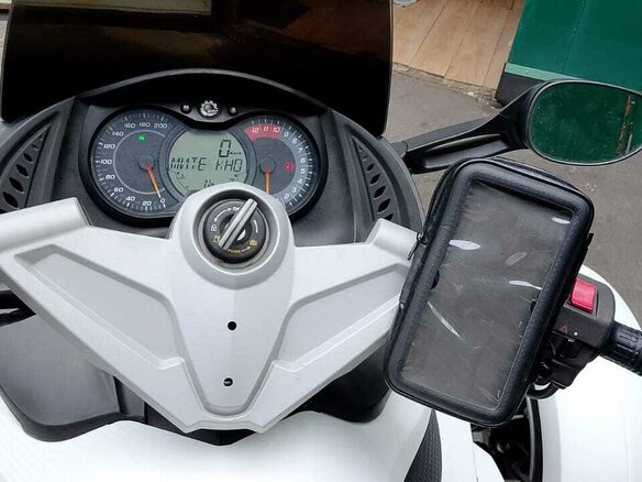2009 BRP Can-Am Spyder, белый, 950000 рублей - вид 5