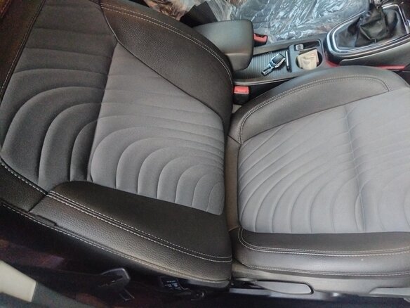 2012 Opel Astra J Рестайлинг, серебристый, 1100000 рублей - вид 12
