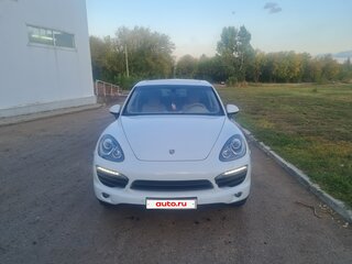2011 Porsche Cayenne Diesel II (958), белый, 3000000 рублей, вид 2