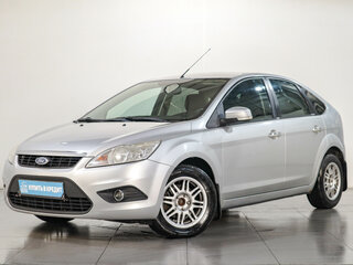 2011 Ford Focus II Рестайлинг, серебристый, 599000 рублей, вид 3