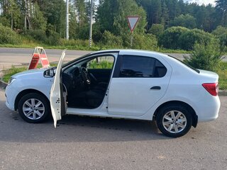 2019 Renault Logan II Рестайлинг, белый, 750000 рублей, вид 3