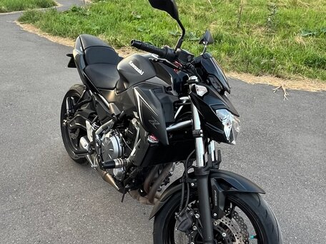 2017 Kawasaki Z 650, чёрный, 600000 рублей, вид 2