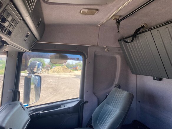 2007 Scania 4-Series, красный, 2550000 рублей - вид 15