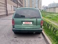 1999 Dodge Caravan III, зелёный, 300000 рублей - вид 2
