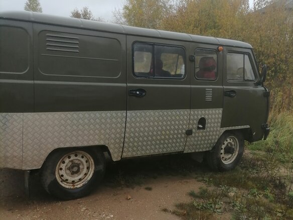 2006 УАЗ 3909, зелёный, 300000 рублей - вид 2