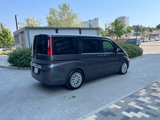 2018 Honda Stepwgn V Рестайлинг, серый, 2050000 рублей, вид 4