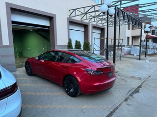 2021 Tesla Model 3 Performance I, красный, 2500000 рублей, вид 5