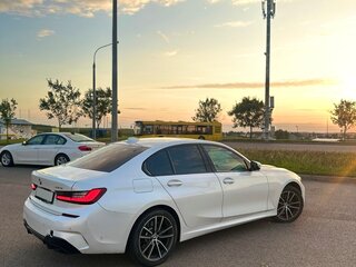 2021 BMW 3 серии 330i xDrive VII (G2x), белый, 2477354 рублей, вид 4