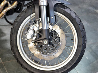 2025 Benelli Leoncino 500 Trail, серый, 538000 рублей, вид 4