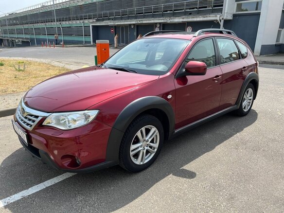 2011 Subaru Impreza XV III, красный, 830000 рублей