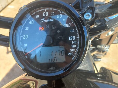 2023 Indian Scout, чёрный, 1649000 рублей, вид 5